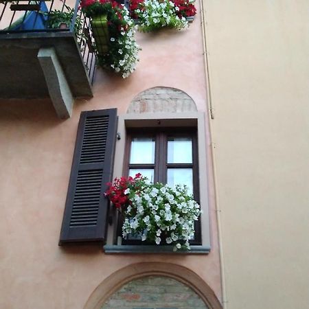 Holiday House Antica Dimora Soggiorni In Langa Centro Storico ラ・モッラ エクステリア 写真