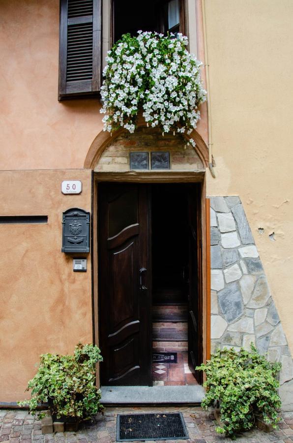 Holiday House Antica Dimora Soggiorni In Langa Centro Storico ラ・モッラ エクステリア 写真