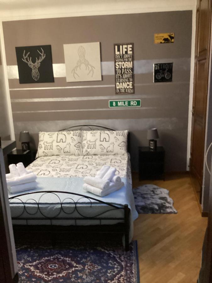Holiday House Antica Dimora Soggiorni In Langa Centro Storico ラ・モッラ エクステリア 写真