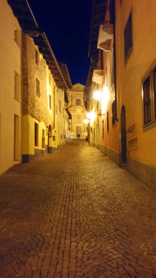 Holiday House Antica Dimora Soggiorni In Langa Centro Storico ラ・モッラ エクステリア 写真