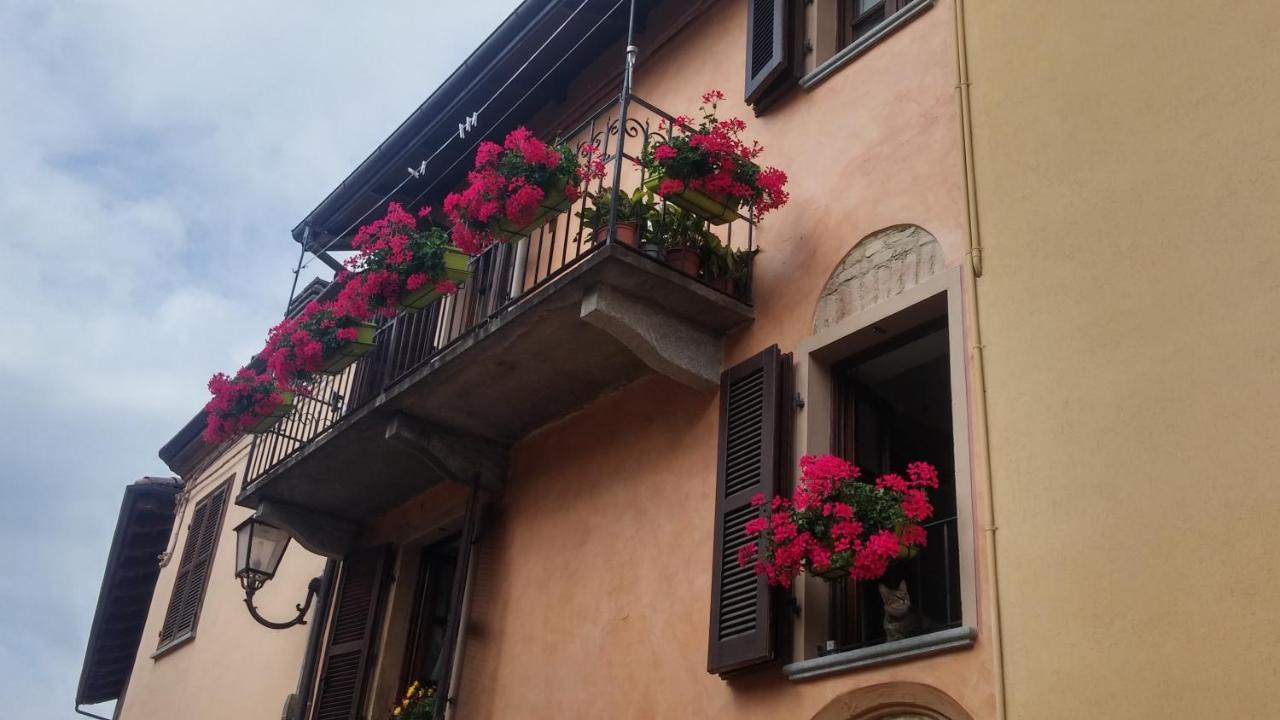 Holiday House Antica Dimora Soggiorni In Langa Centro Storico ラ・モッラ エクステリア 写真
