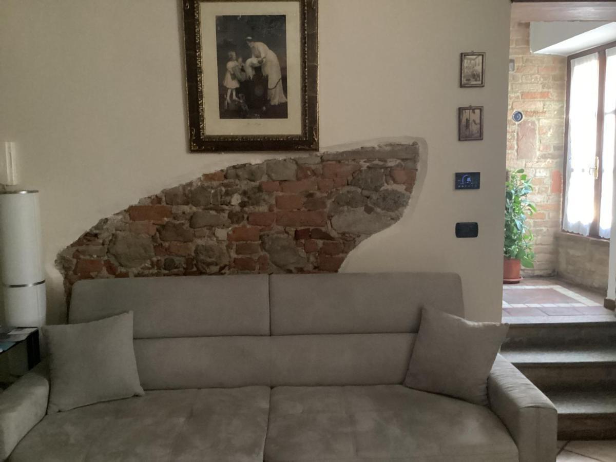 Holiday House Antica Dimora Soggiorni In Langa Centro Storico ラ・モッラ エクステリア 写真